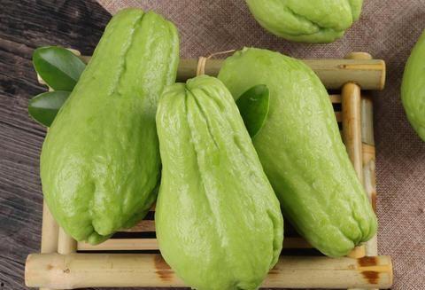 佛手瓜炒着吃,家常美味新选择