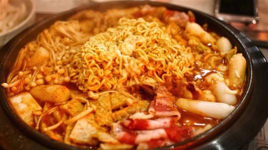 老君山上吃泡面吃瓜,山间瓜果话古今