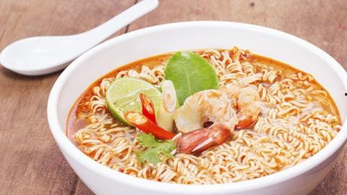 吃泡面和吃瓜肚子疼,揭秘肚子疼的“美食”真相 第3张 吃泡面和吃瓜肚子疼,揭秘肚子疼的“美食”真相 第3张